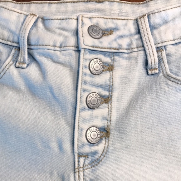 Old Navy Super Skinny Distressed High Rise Rockstar Jeans - Picture 6 of 13